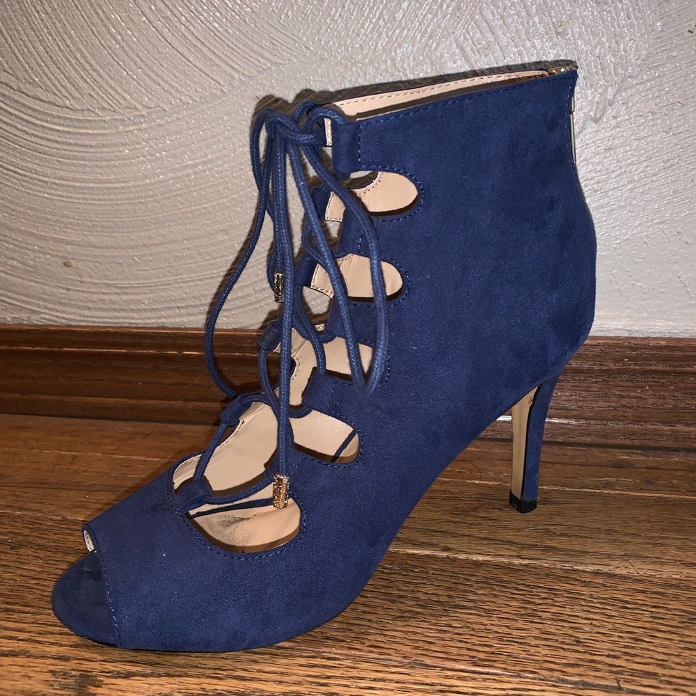 Tie up, Navy Blue suede high heels :)